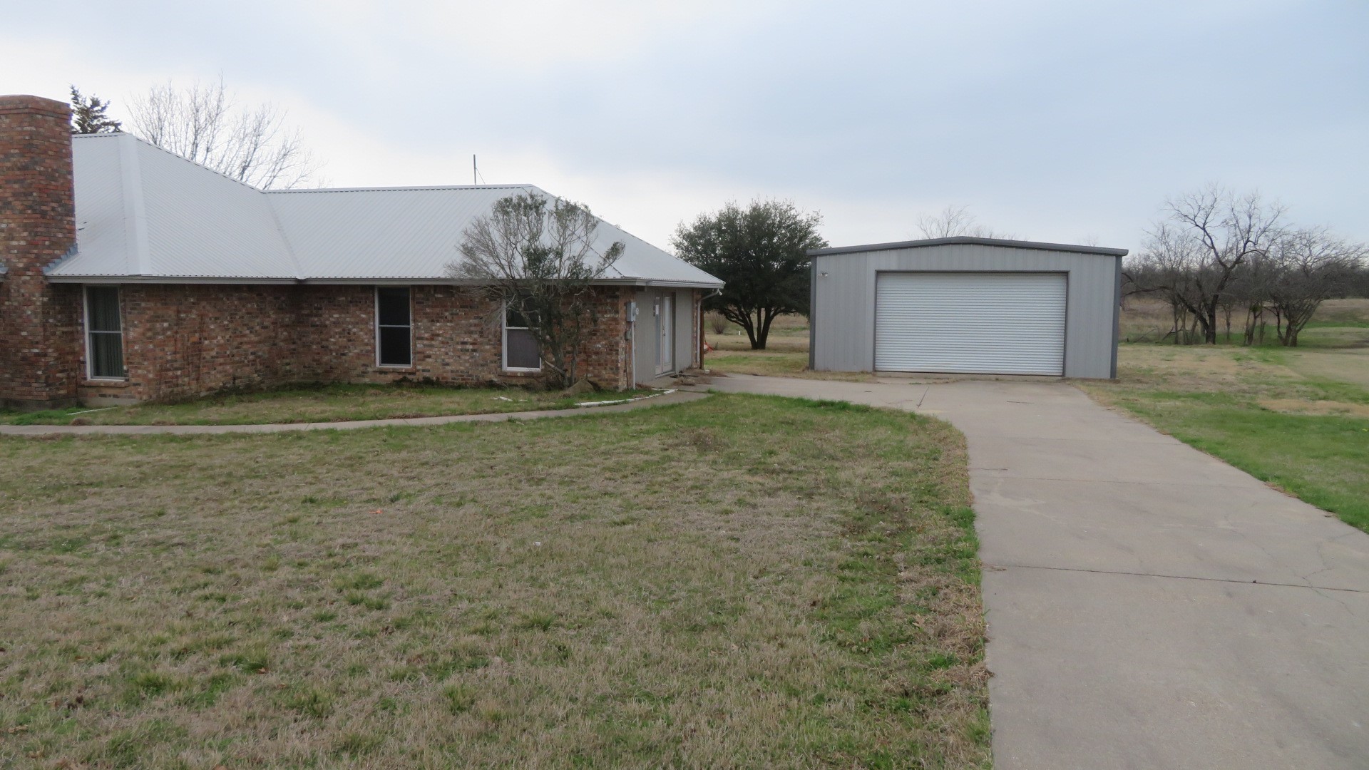 108 Creekview Circle Maypearl TX 76064