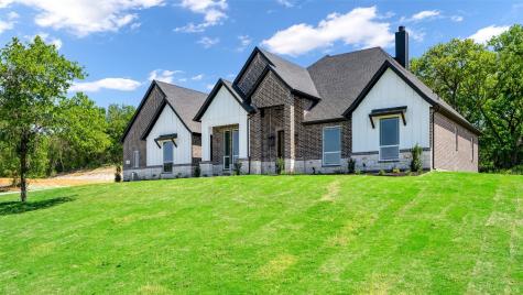 1023 Glenoaks Drive Weatherford TX 76088