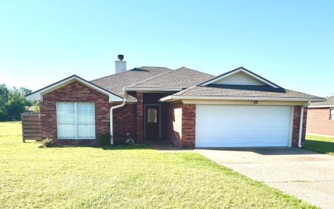 4303 Dugger Drive Bellmead TX 76705