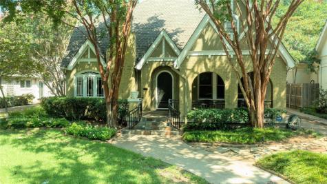 2204 Huntington Lane Fort Worth TX 76110