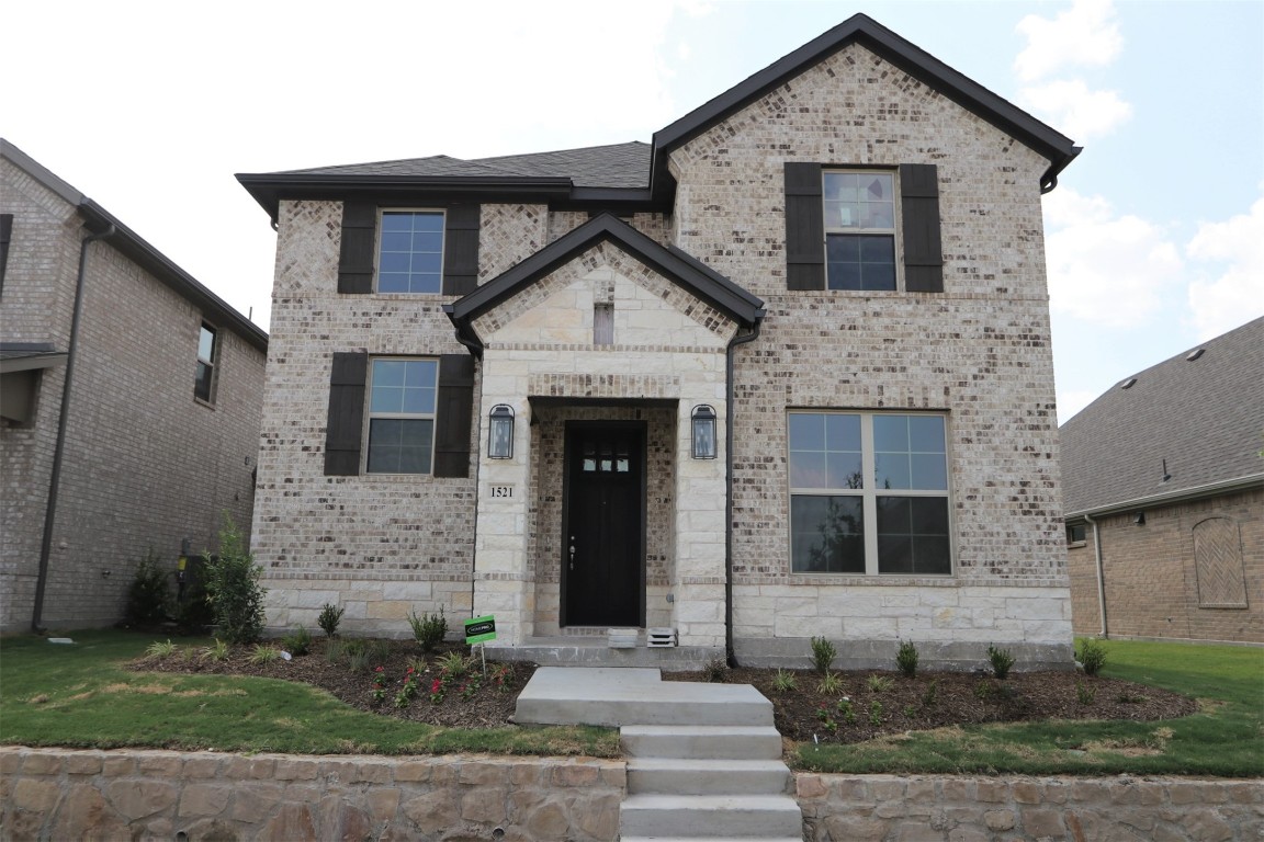 1521 Grandview Drive Garland TX 75042