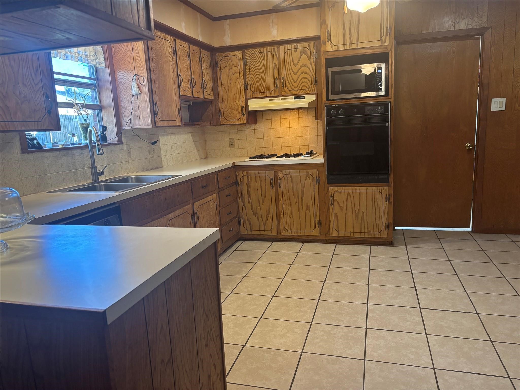 120 Juniper Drive Palestine TX 75803