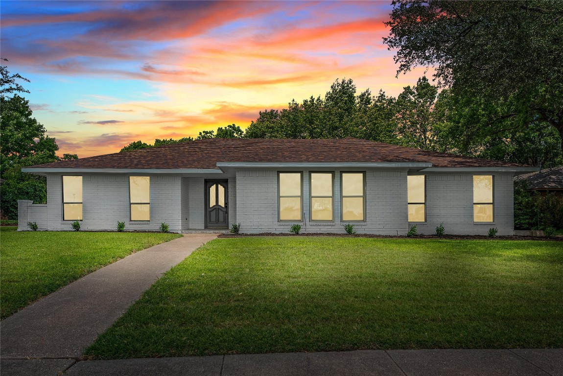 825 Wakefield Drive Garland TX 75040