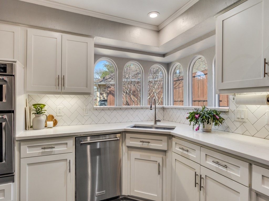 9614 Windy Crest Court Dallas TX 75243