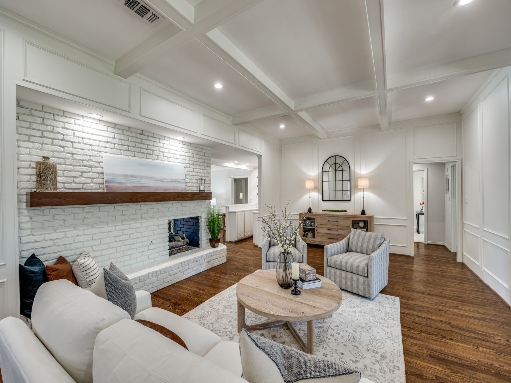9614 Windy Crest Court Dallas TX 75243