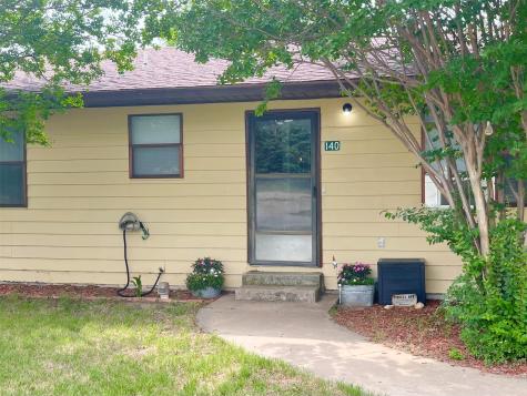 140 S Comanche Drive De Leon TX 76444