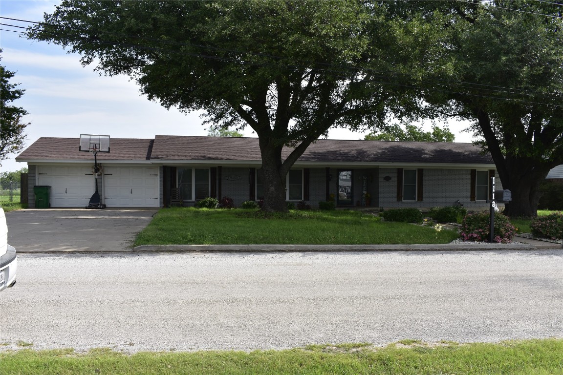 1118 Preston Lane Dublin TX 76446