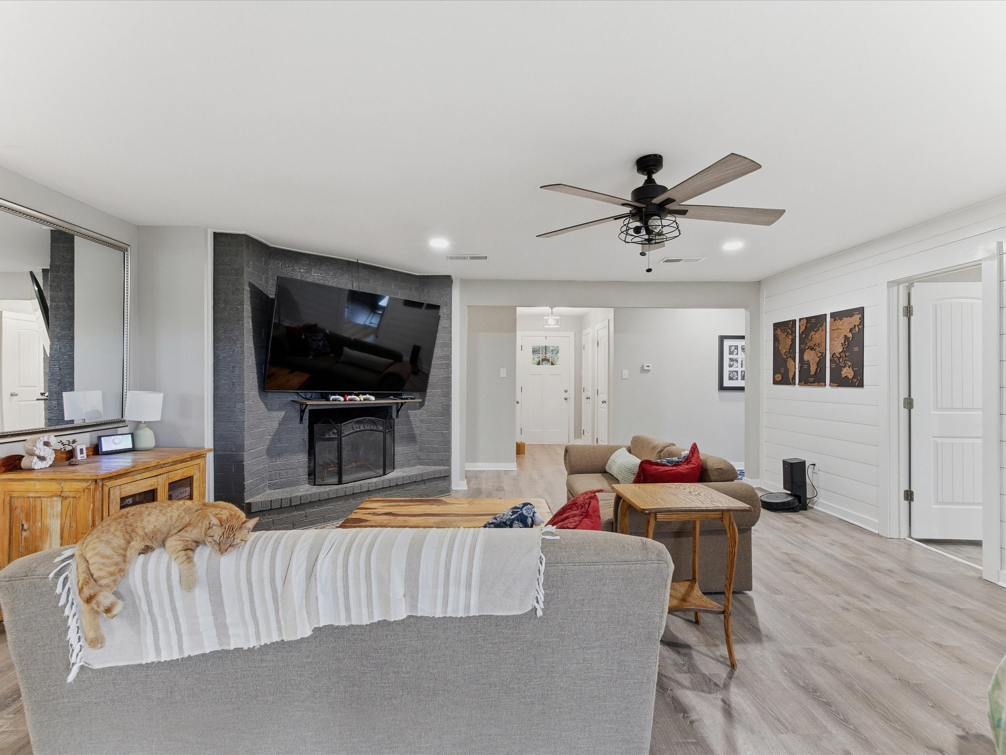 15720 W Highway 22 Blooming Grove TX 76626