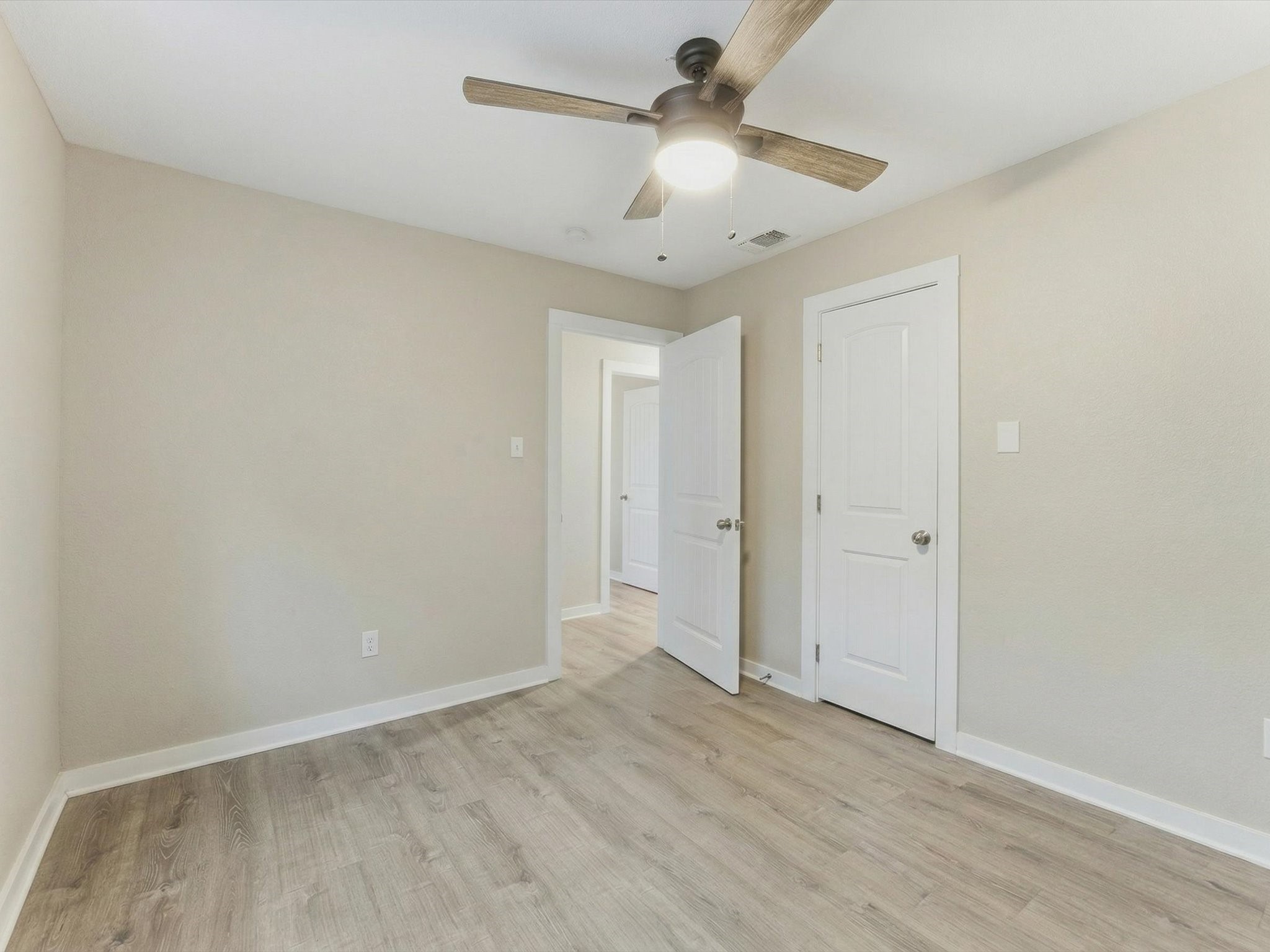 15720 W Highway 22 Blooming Grove TX 76626