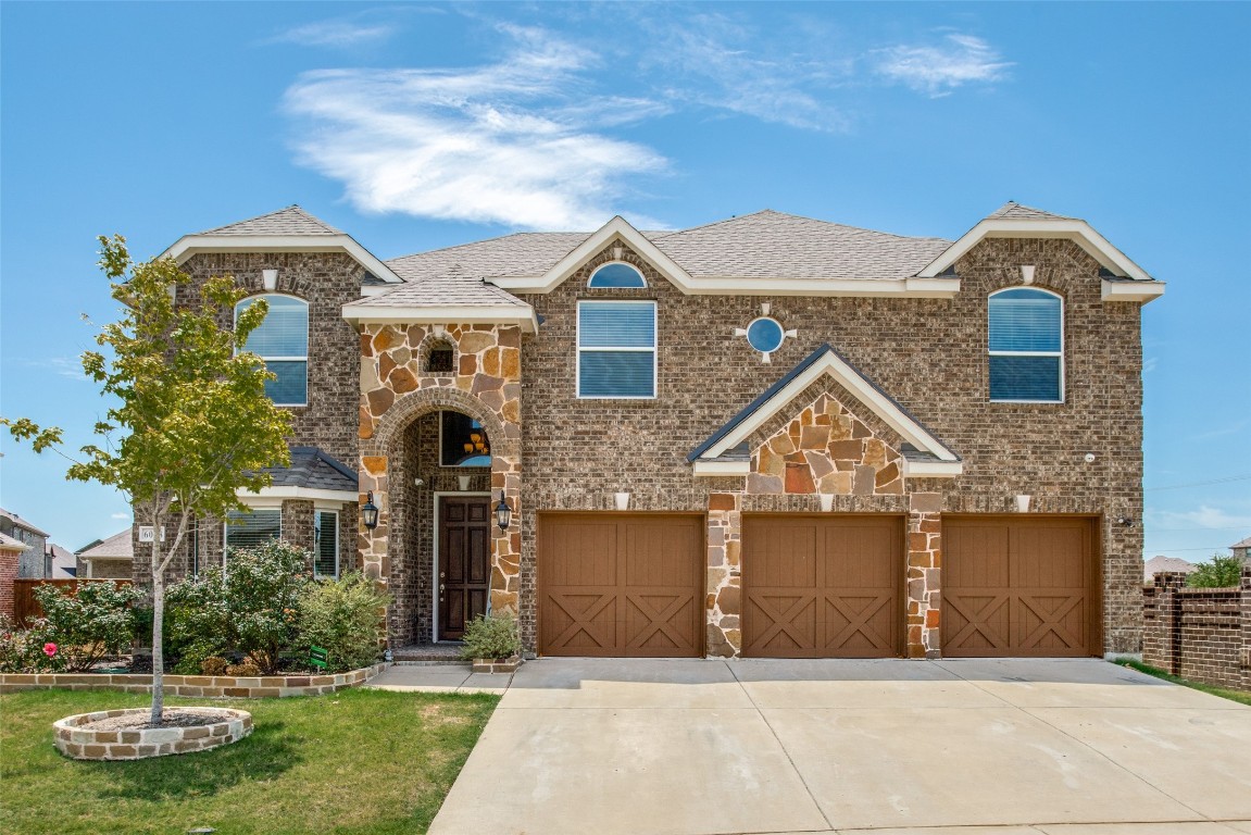 6048 Liverpool Street Aubrey TX 76227