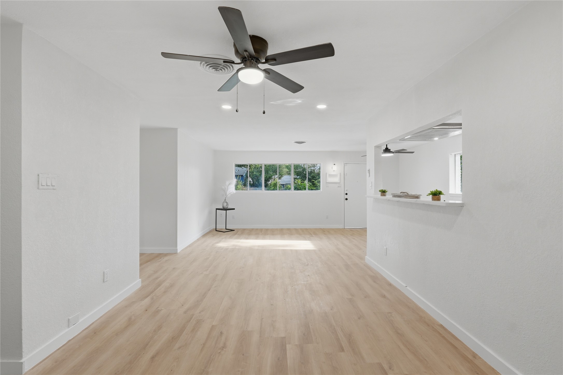 4649 South Drive W Fort Worth TX 76132