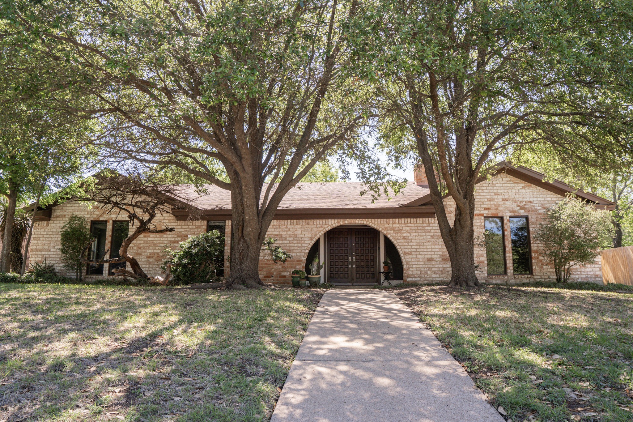 3300 Loma Vista Drive Waco TX 76708