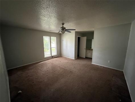 934 Live Oak Drive Desoto TX 75115