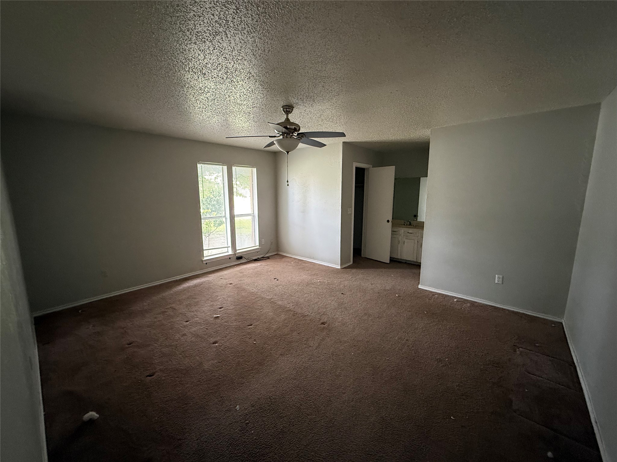 934 Live Oak Drive Desoto TX 75115