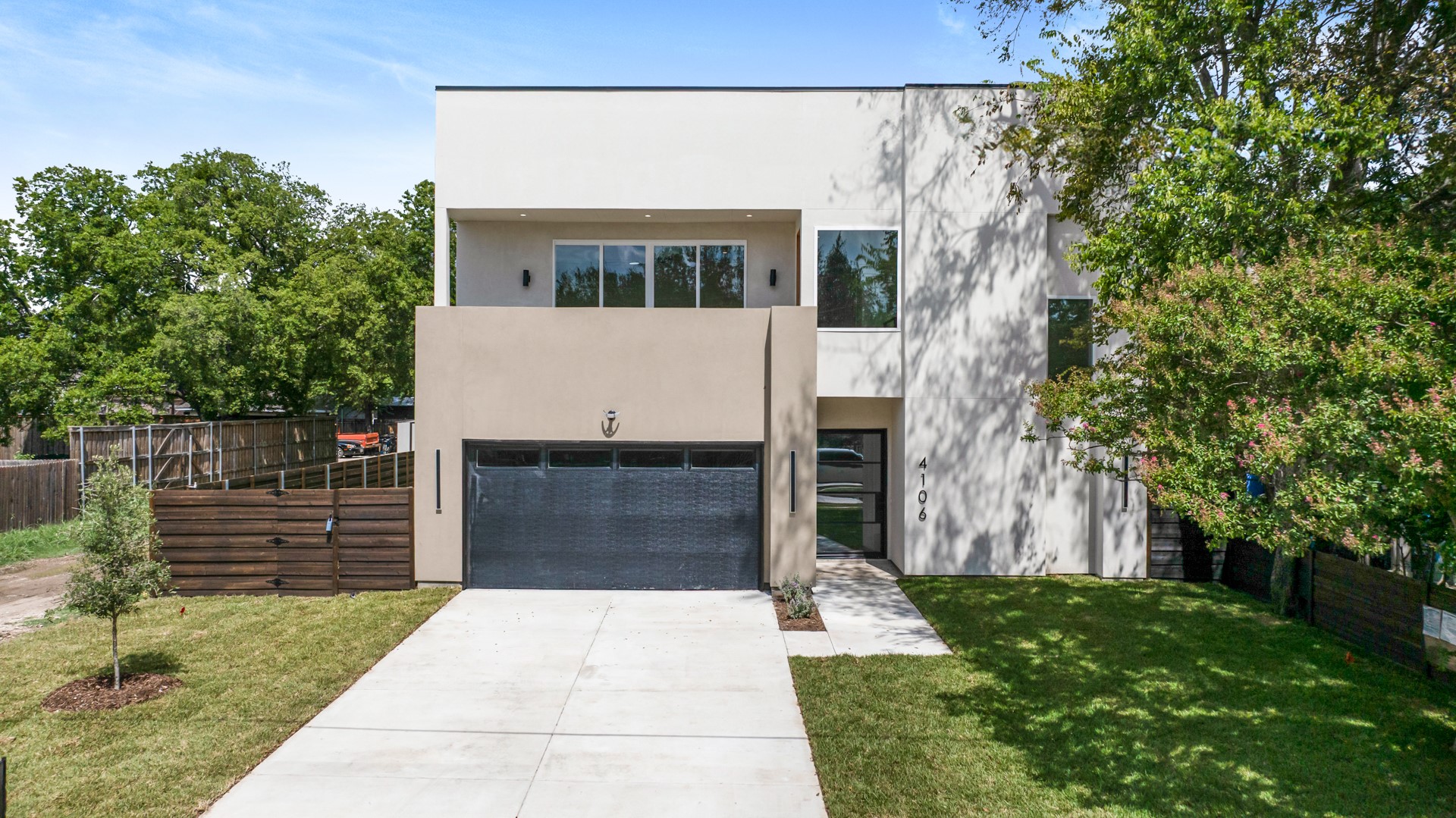 4106 Baker Avenue Dallas TX 75212