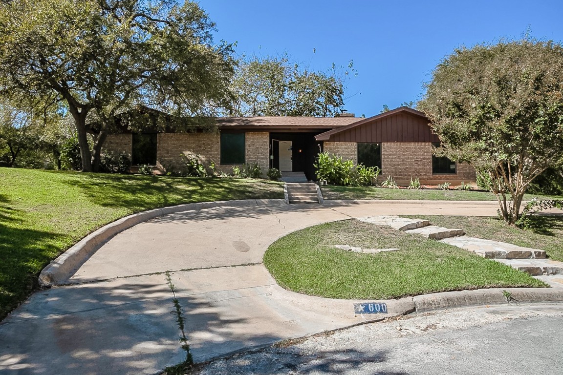 600 Blue Lake Drive Fort Worth TX 76103