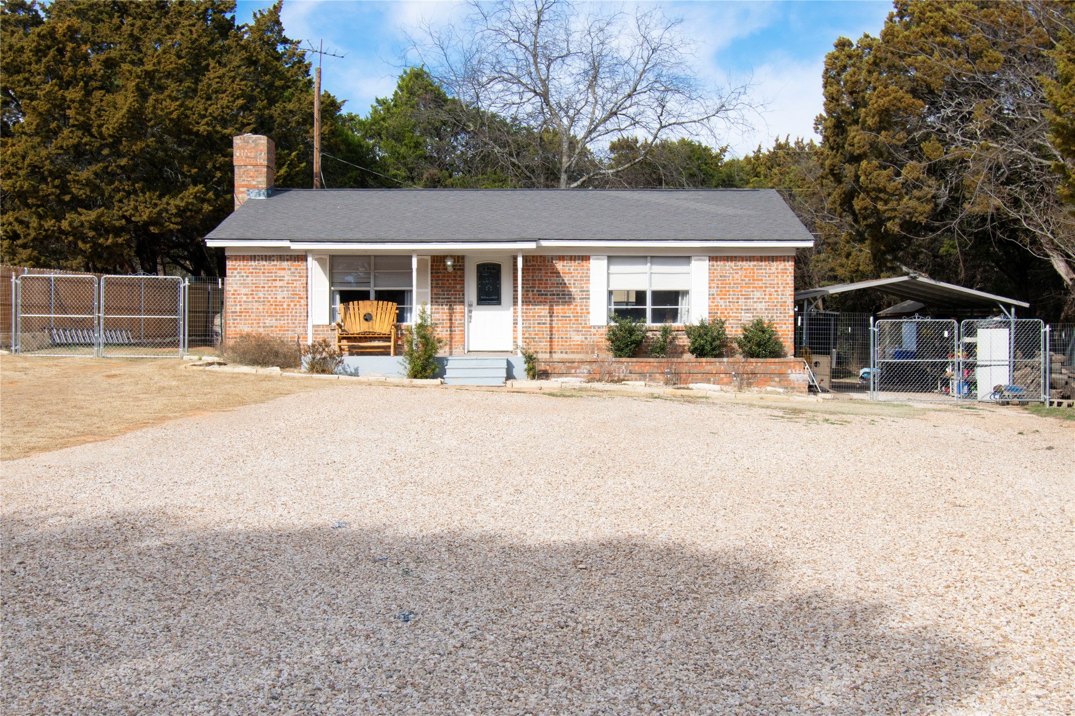 1212 Comanche Cove Drive Granbury TX 76048