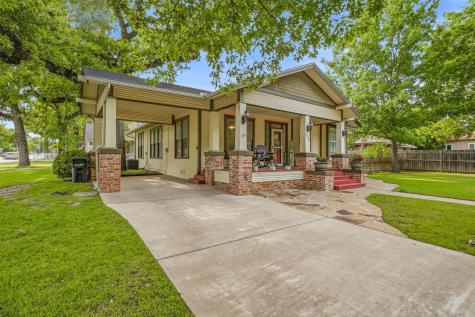 910 S Waco Street Weatherford TX 76086