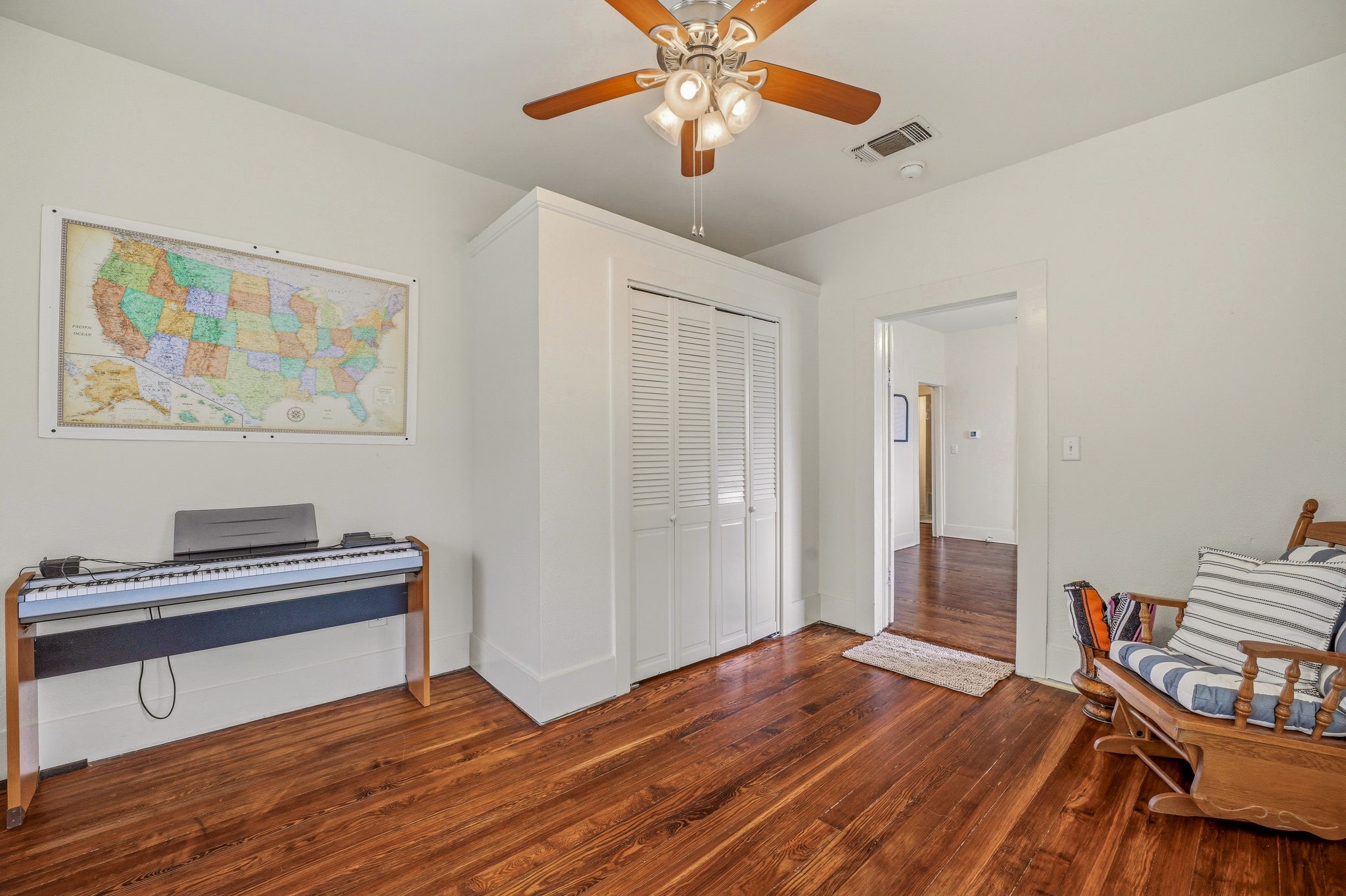 910 S Waco Street Weatherford TX 76086