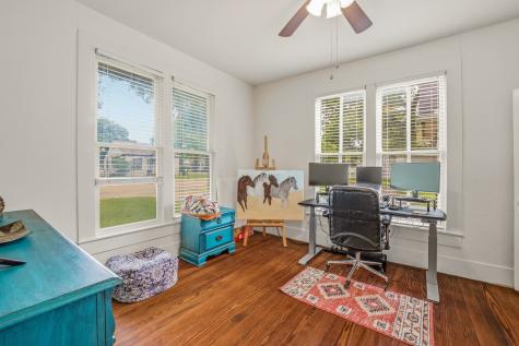 910 S Waco Street Weatherford TX 76086