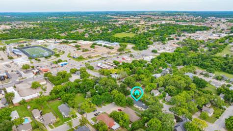 910 S Waco Street Weatherford TX 76086