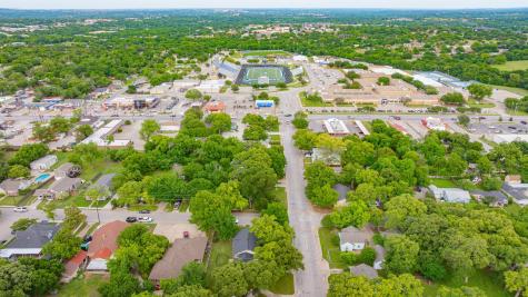 910 S Waco Street Weatherford TX 76086