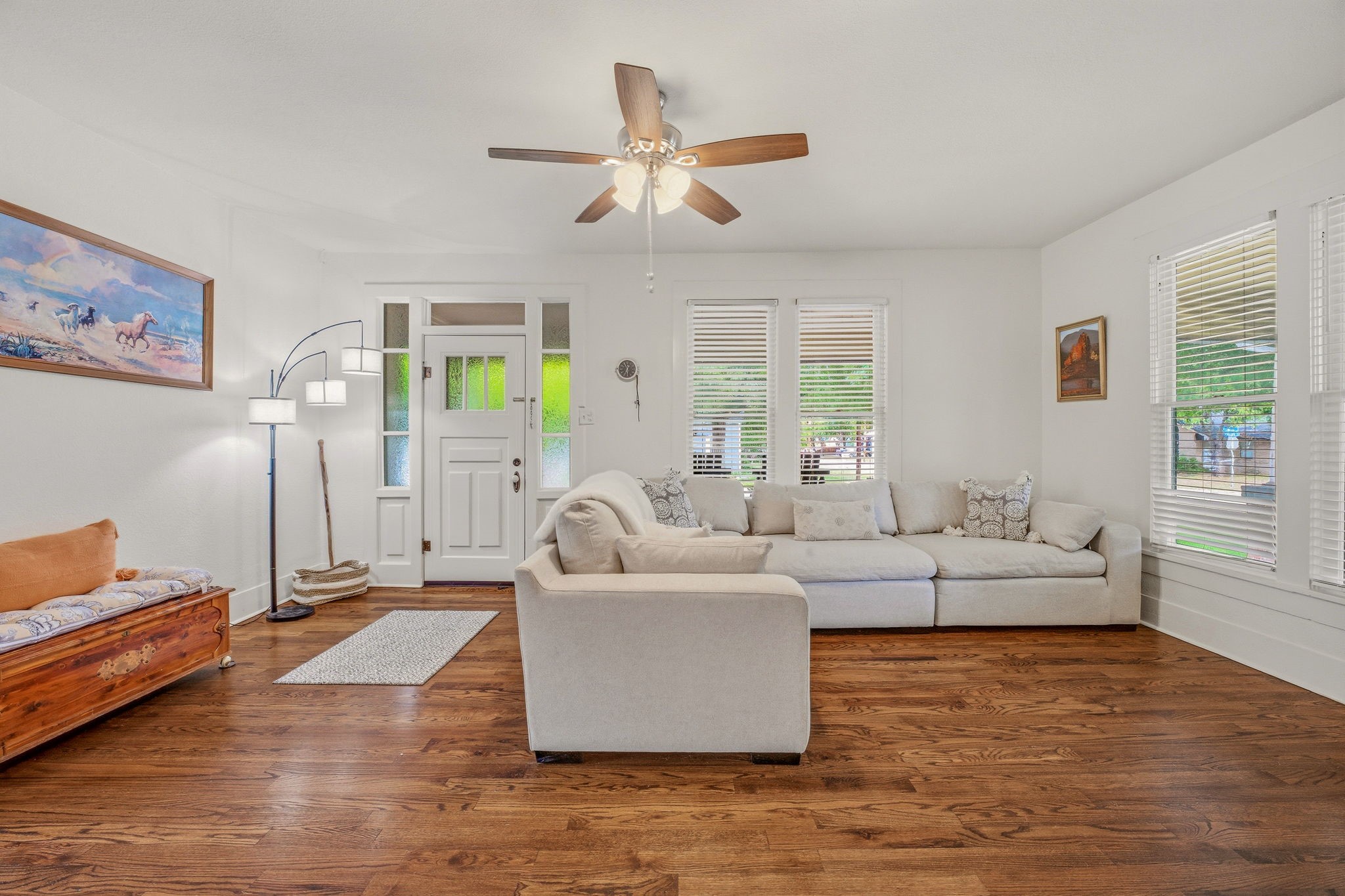 910 S Waco Street Weatherford TX 76086