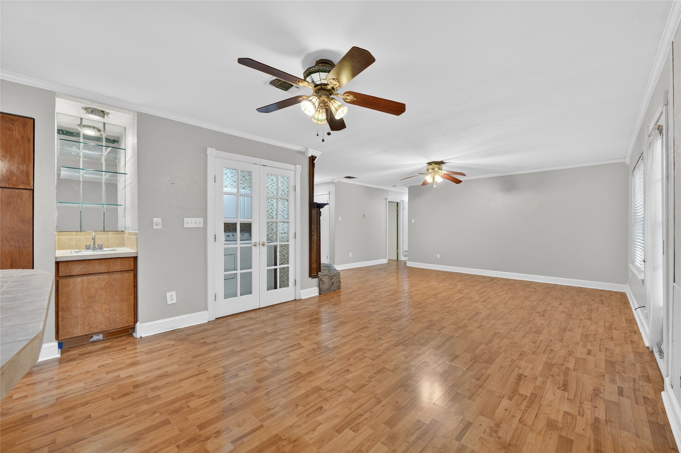 910 Kerry Street Benbrook TX 76126