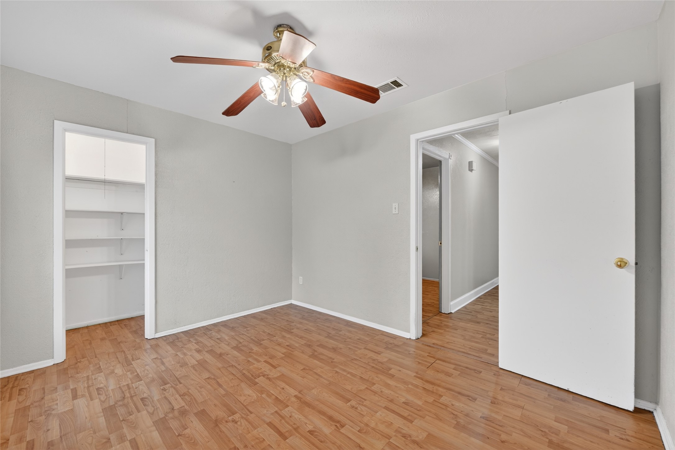 910 Kerry Street Benbrook TX 76126