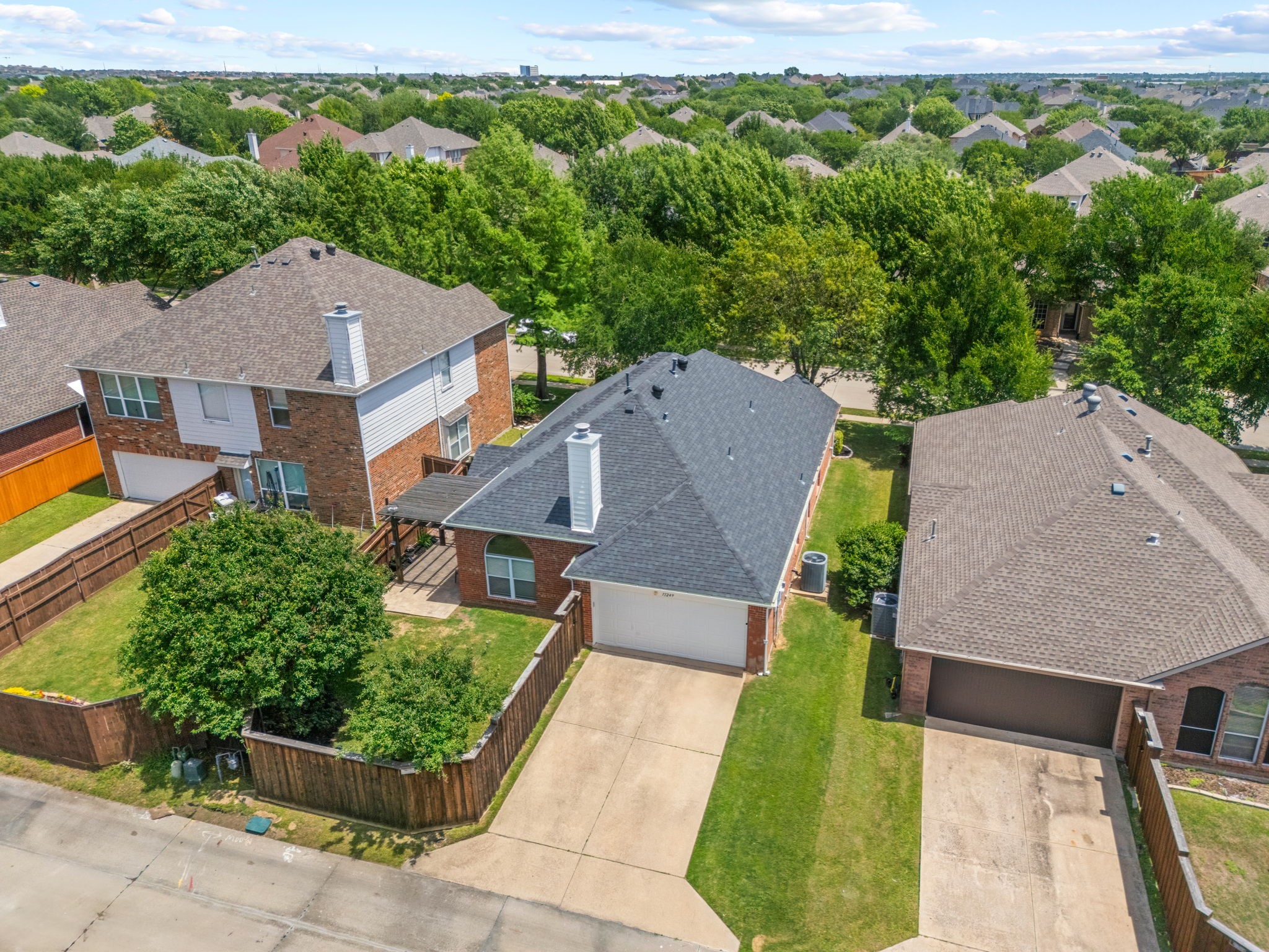 11249 Las Polamas Drive Frisco TX 75033