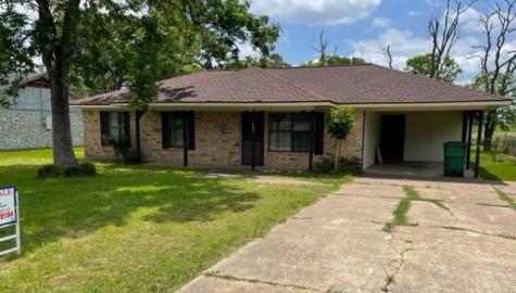 407 Bullard Street Madisonville TX 77864