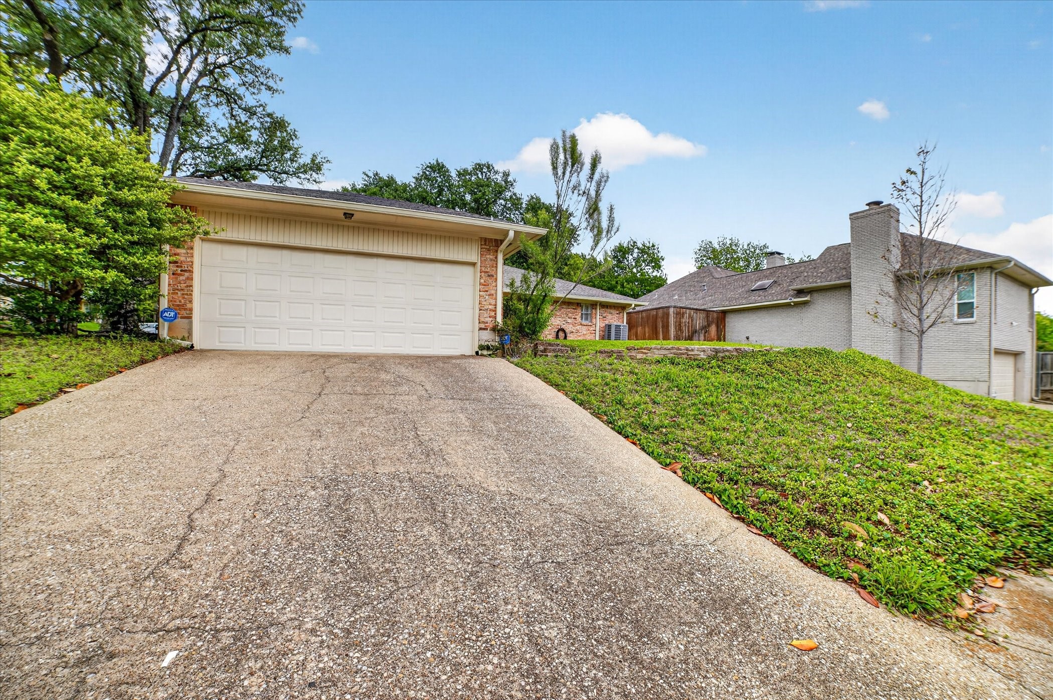 6804 Kenwhite Drive Dallas TX 75231