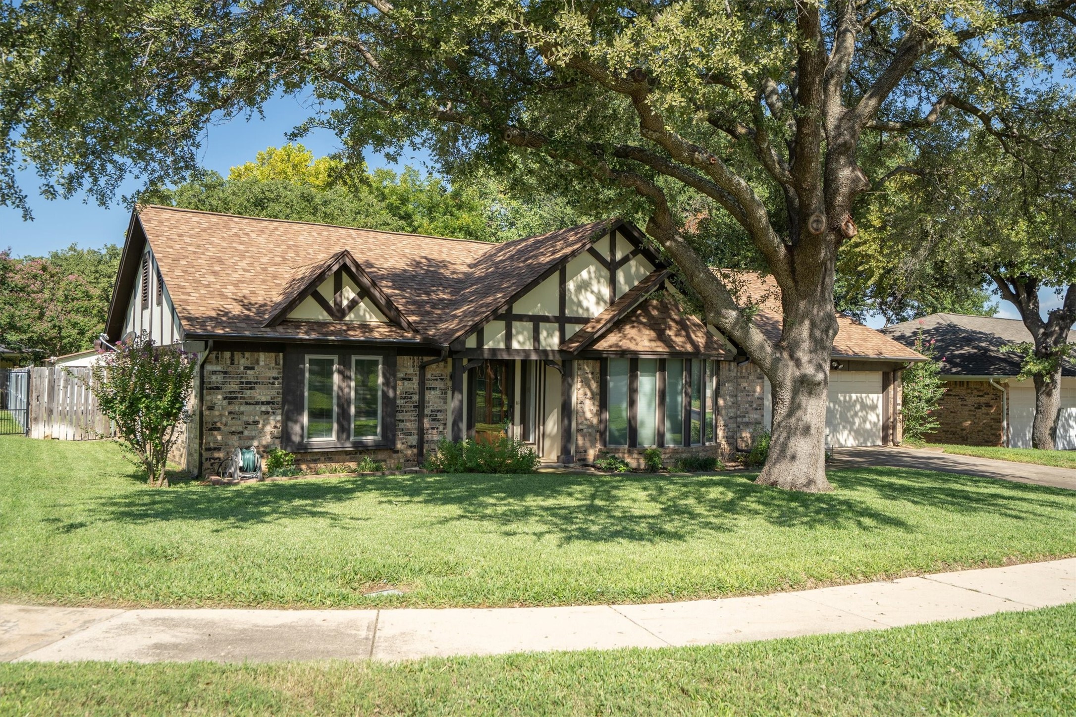 3816 Oxford Court Bedford TX 76021