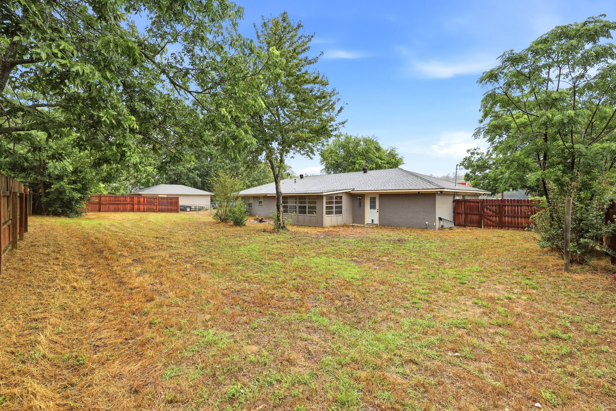 3217 Libbie Street Tyler TX 75707