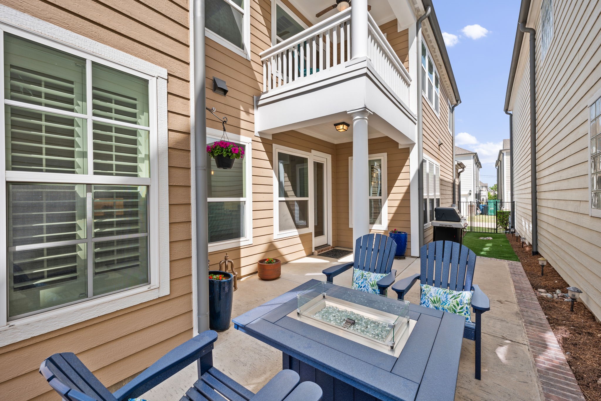 738 E Main Street Coppell TX 75019