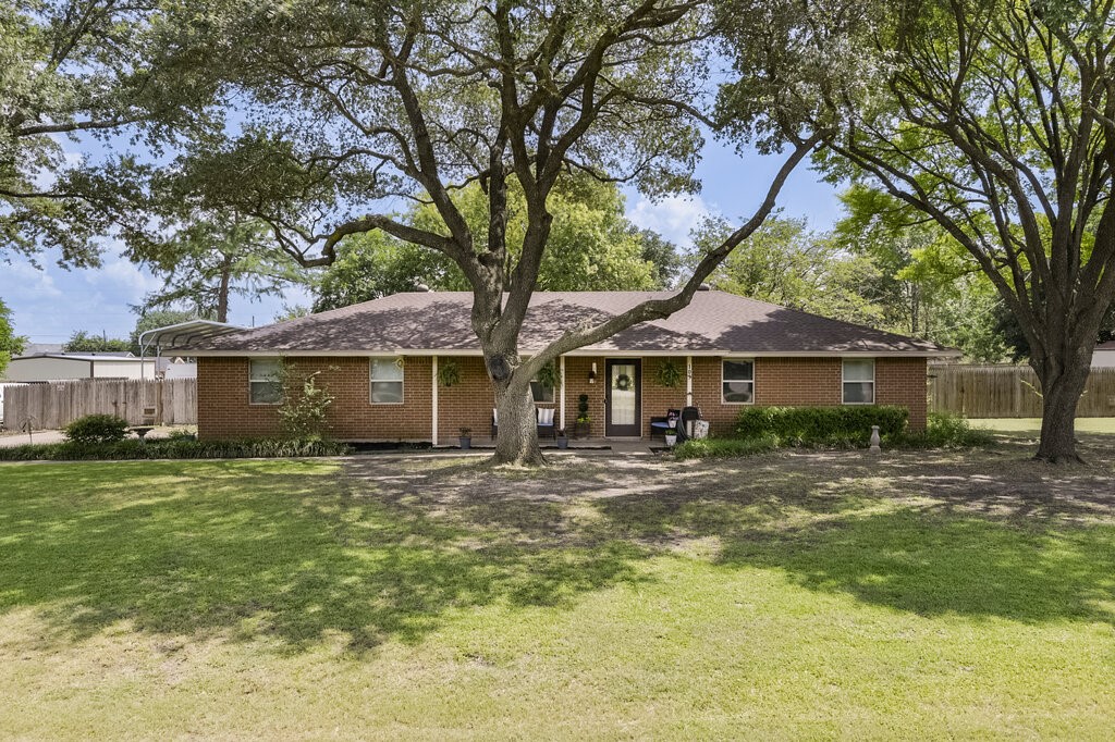 109 Spring Hill Road Red Oak TX 75154
