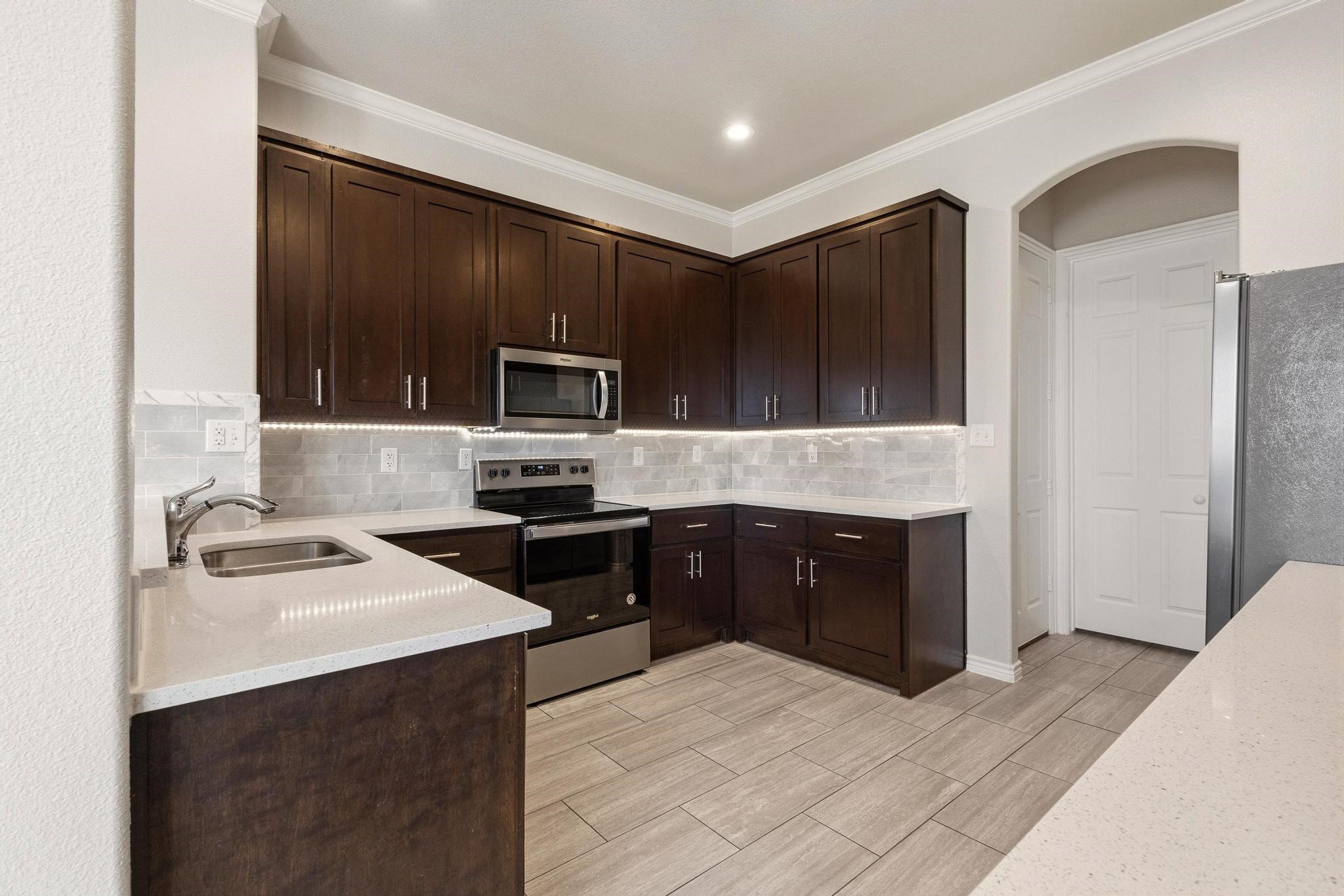 808 E 6th Street Bonham TX 75418