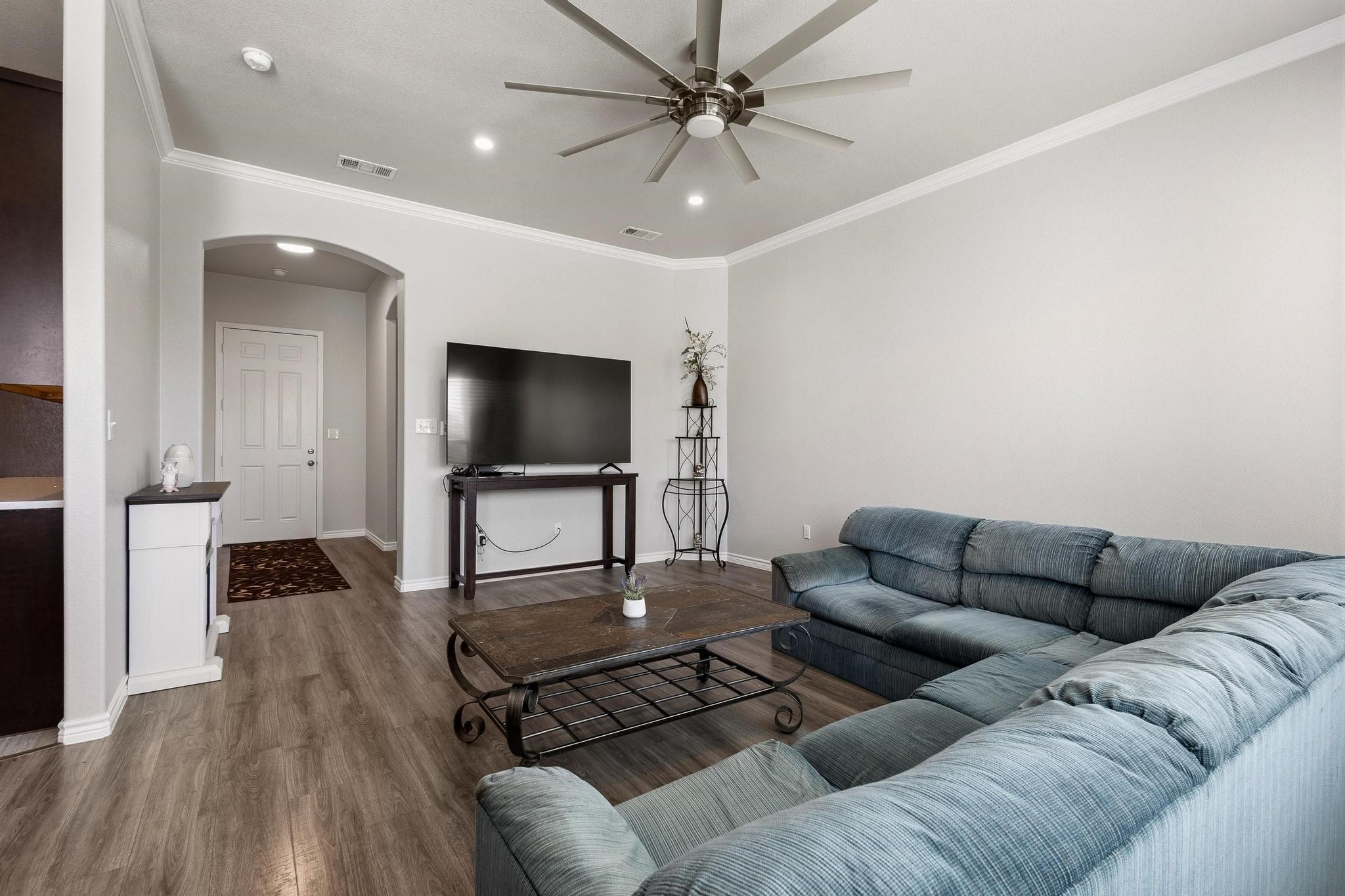 808 E 6th Street Bonham TX 75418