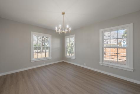 100 Crestwood Drive Fort Worth TX 76107