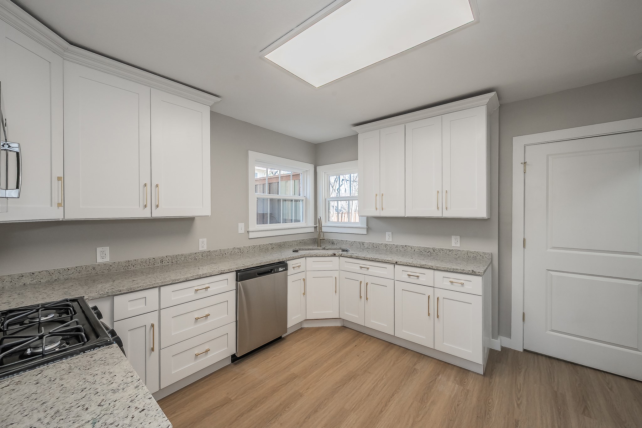 100 Crestwood Drive Fort Worth TX 76107