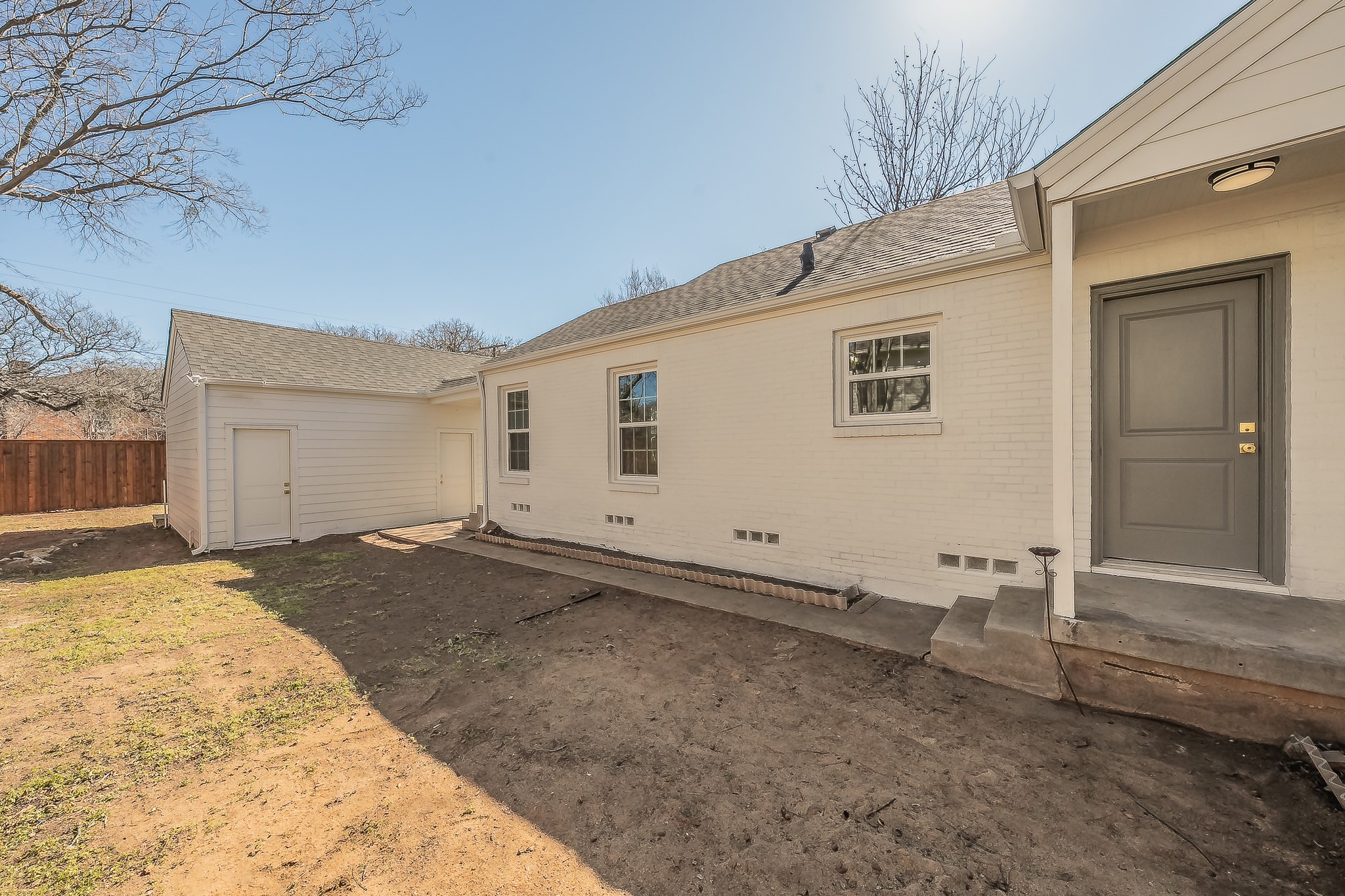 100 Crestwood Drive Fort Worth TX 76107