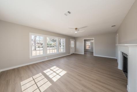 100 Crestwood Drive Fort Worth TX 76107