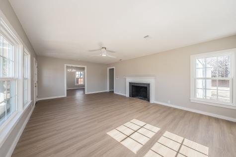 100 Crestwood Drive Fort Worth TX 76107