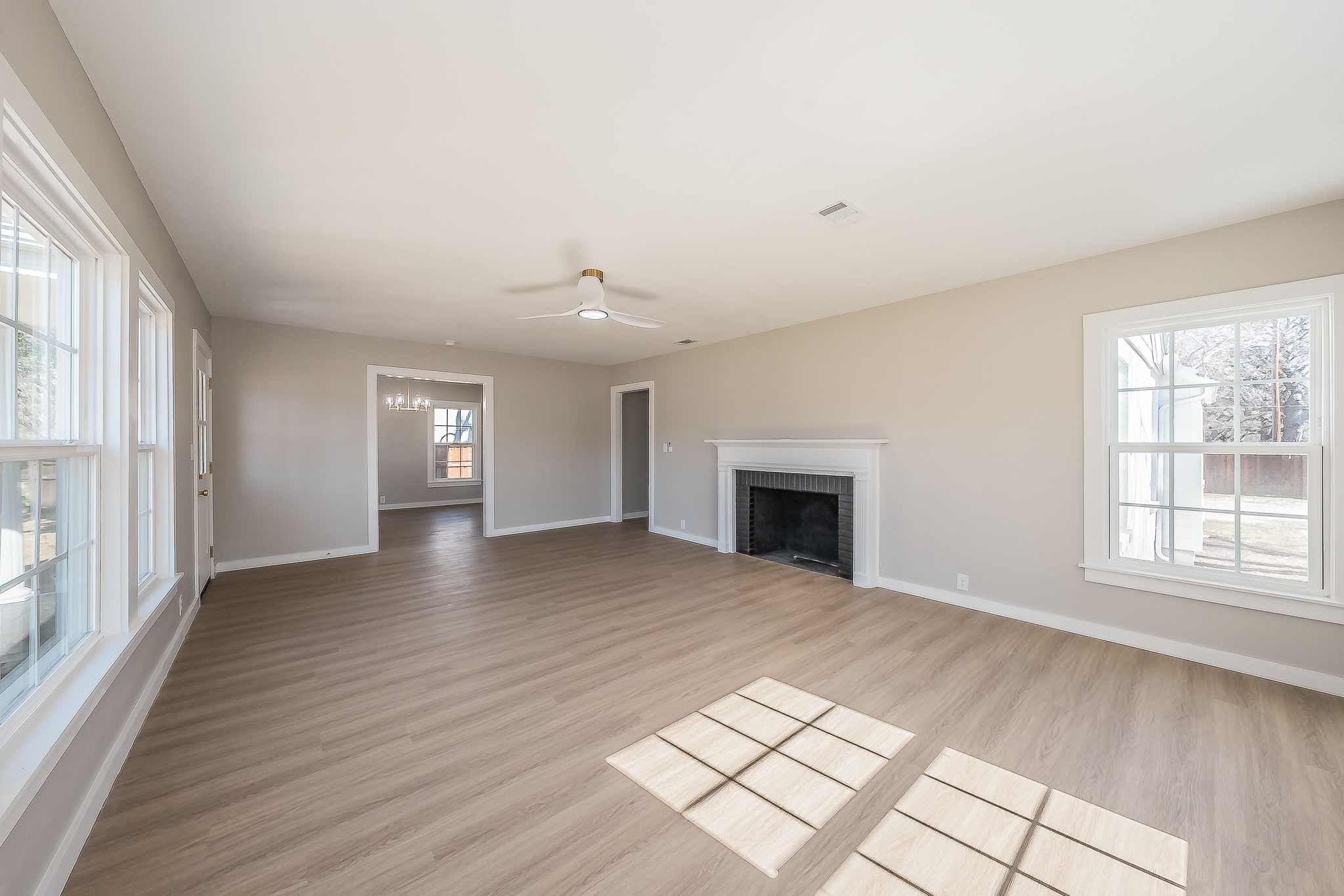 100 Crestwood Drive Fort Worth TX 76107