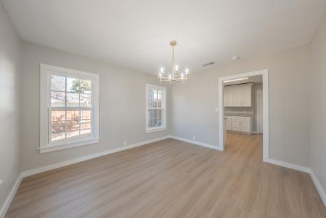 100 Crestwood Drive Fort Worth TX 76107