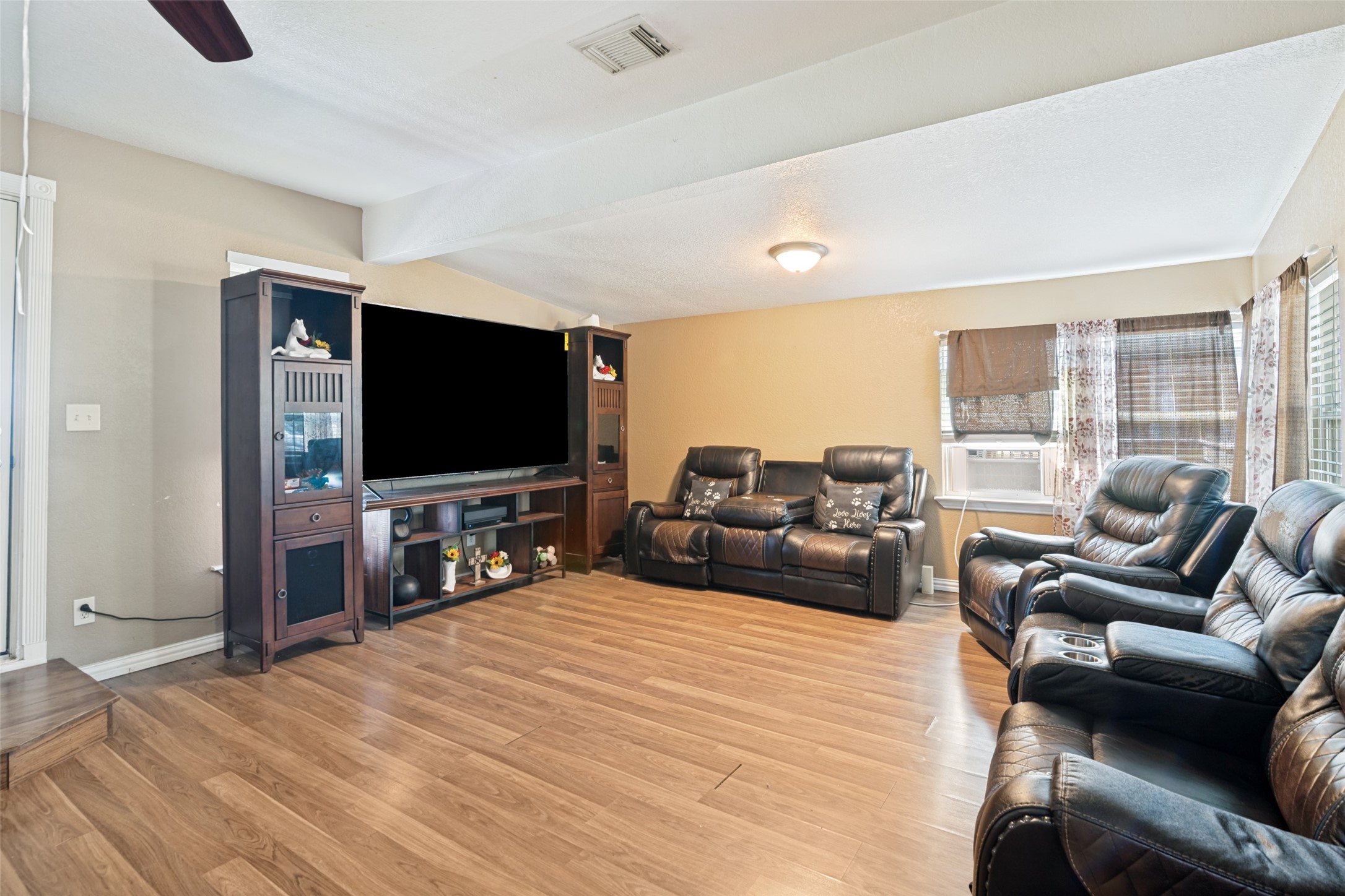 8201 County Road 148 Kaufman TX 75142