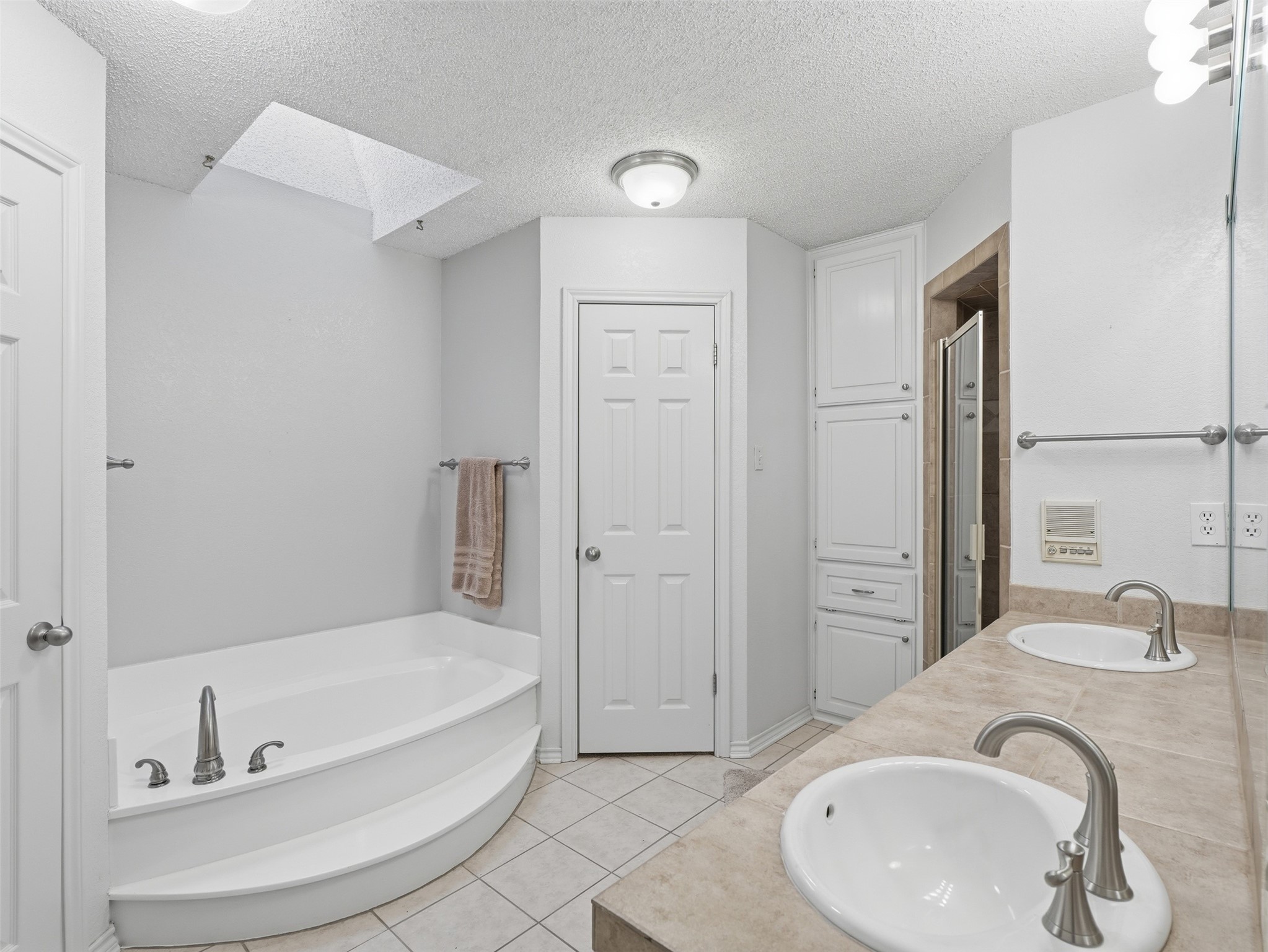 6065 Autumn Hills Drive Fort Worth TX 76140