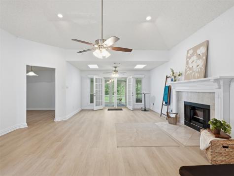 6065 Autumn Hills Drive Fort Worth TX 76140