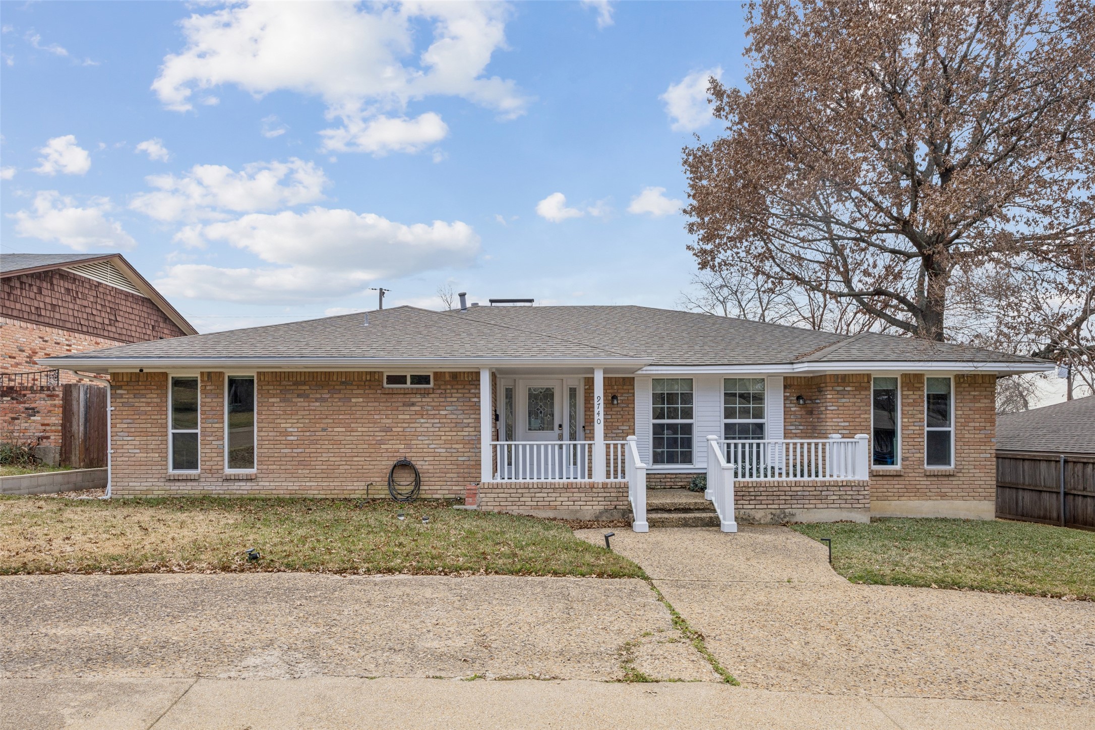 Dallas TX, 9740 Dartridge Drive
