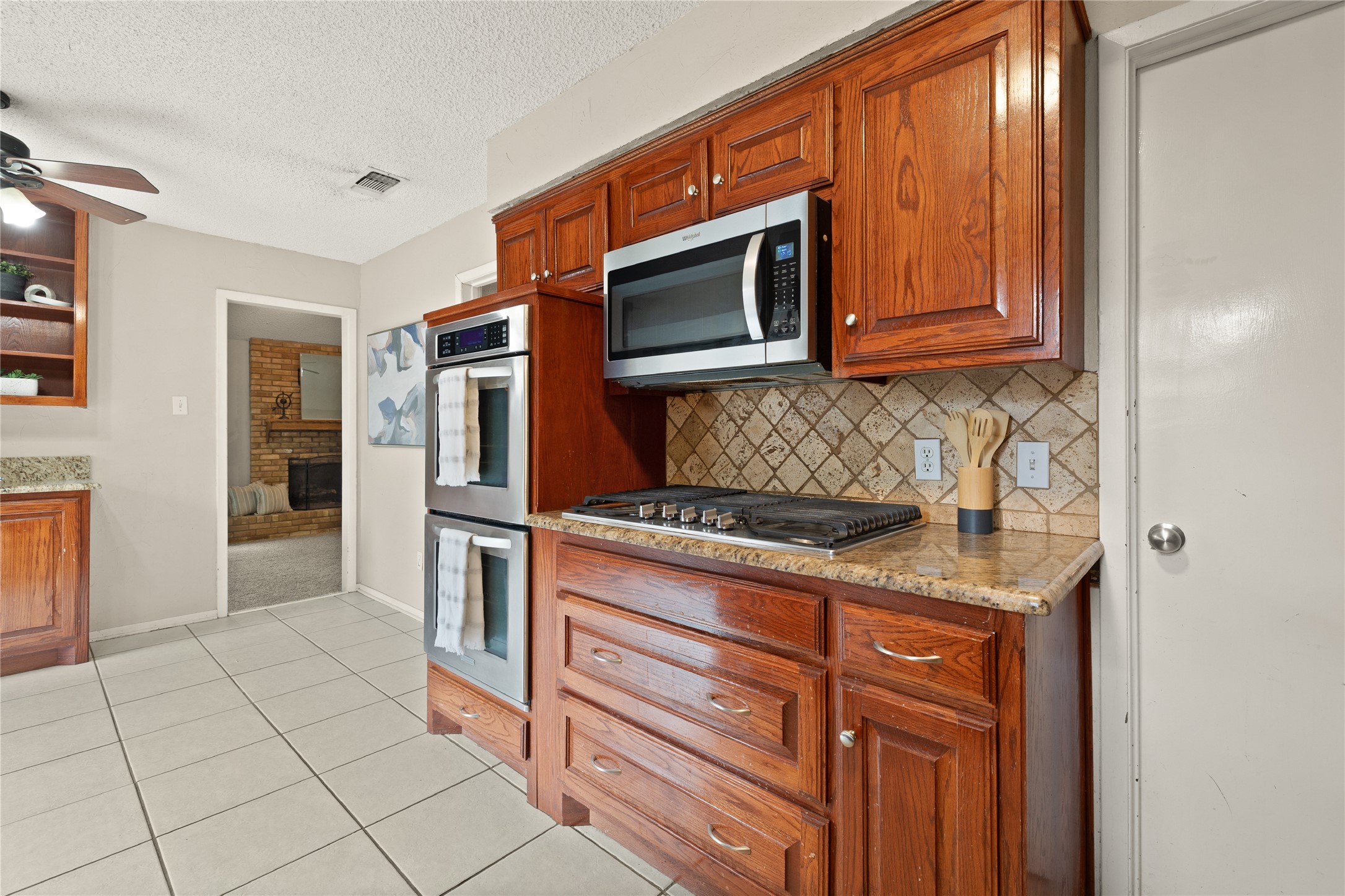 5700 Stage Line Court Arlington TX 76017